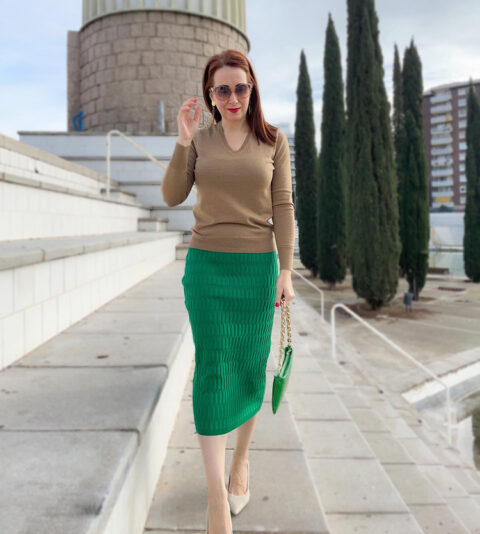 Pencil Skirt Outfits Best Tops To Wear With Pencil Skirts 40 Style