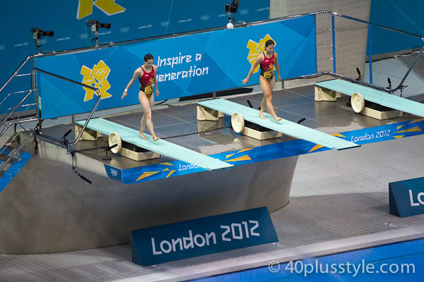 Women synchronised diving