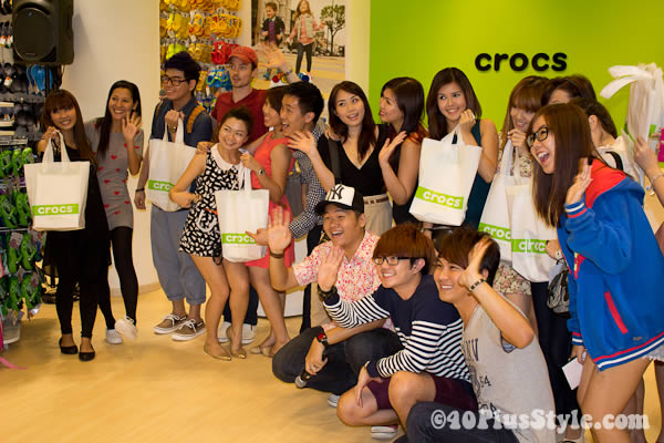 bloggers at crocs event