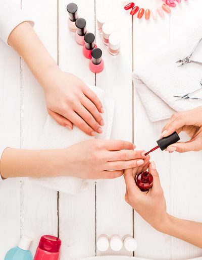 How to take care of your nails | 40plusstyle.com