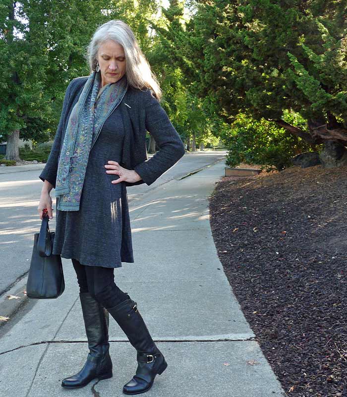 How to mix subtle color with classic and tomboy chic elements – A style interview with Lisa