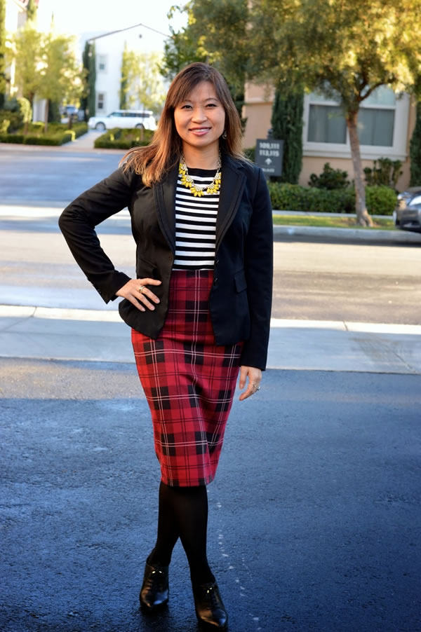 pattern mixing tube skirt | How to rock a pencil skirt: a style intereview with Alice | 40PlusStyle.com