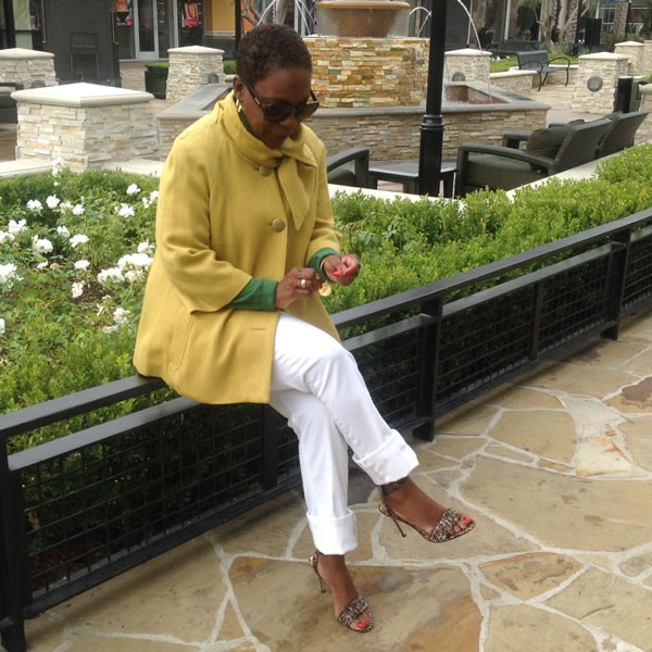 White jeans with yellow jacket | 40plusstyle.com