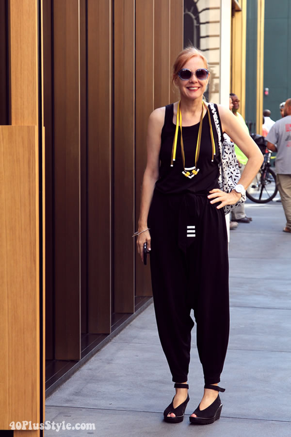 How to wear a jumpsuit plus the best jumpsuits for fall!