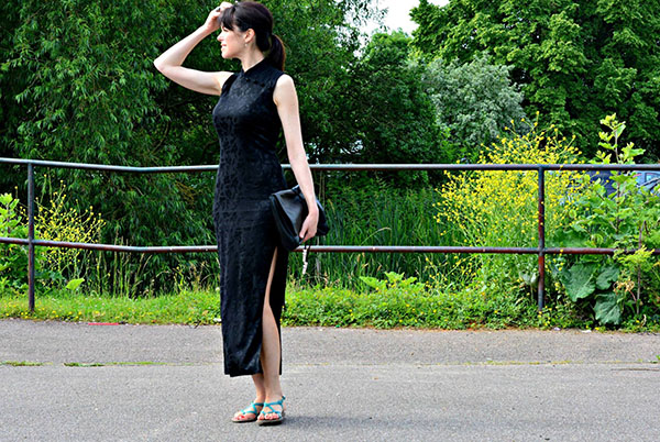Little black dress with flat sandals | 40plusstyle.com