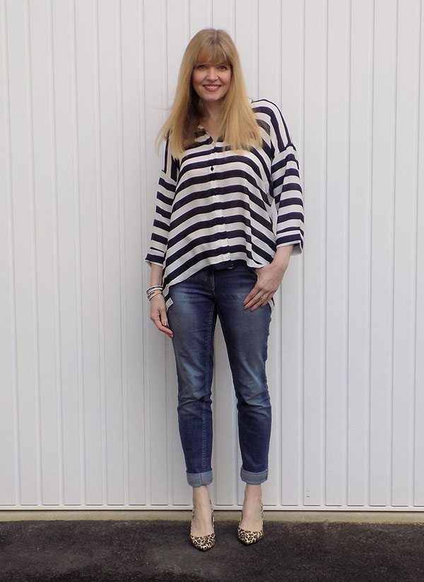 Striped shirt with boyfriend jeans and leopard print shoes | 40plusstyle.com