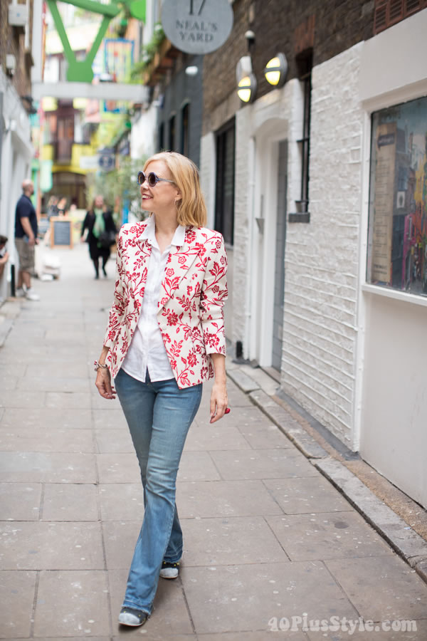 Flower jacket and jeans | 40plusstyle.com