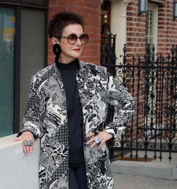 Patterned coat and kimono jacket - 20 different ways to wear black | 40plusstyle.com