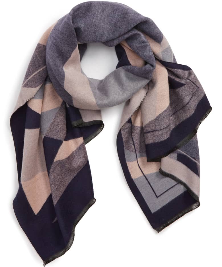 Abstract print scarf | 40plusstyle.com