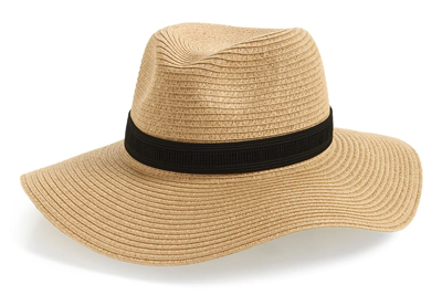 Hats to wear on vacations | 40plusstyle.com