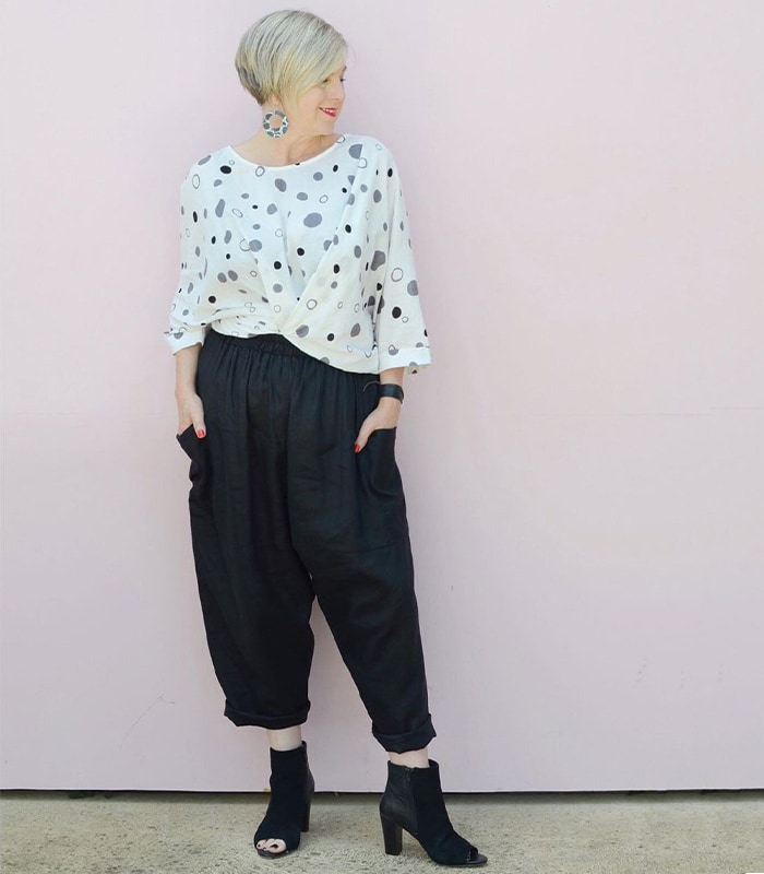 casual cropped pants