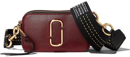 The Marc Jacobs leather crossbody bag | 40plusstyle.com
