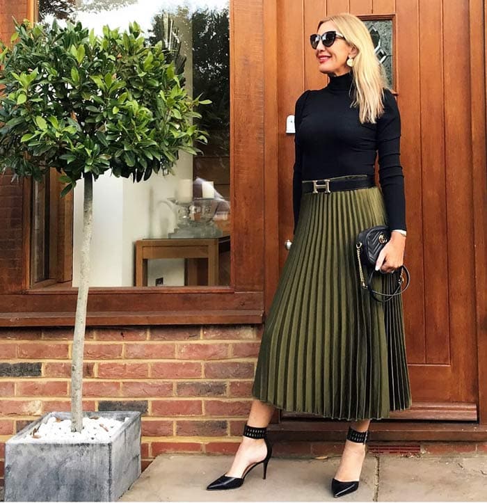 wearing a skirt with a sweater | 40plusstyle.com