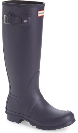 Hunter tall waterproof rain boot | 40plusstyle.com