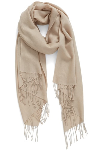 Christmas gift ideas for her: Nordstrom tissue weight wool & cashmere scarf | 40plusstyle.com