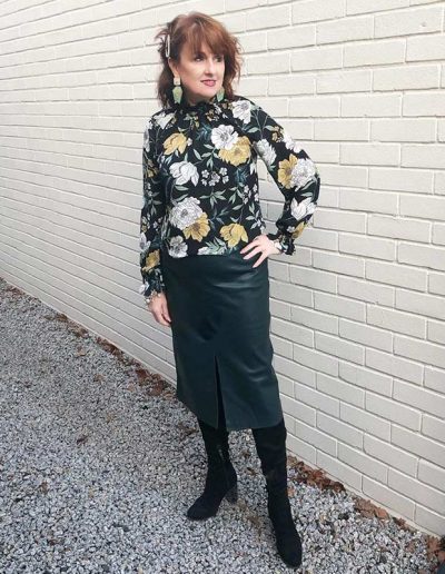 Leather skirt outfit ideas: How to wear a leather skirt for women over 40 | 40plusstyle.com
