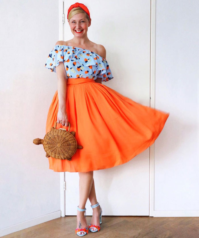 a retro-style blue and orange outfit | 40plusstyle.com