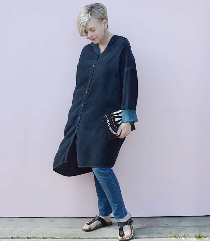 a long shirt dress worn over skinny jeans | 40plusstyle.com