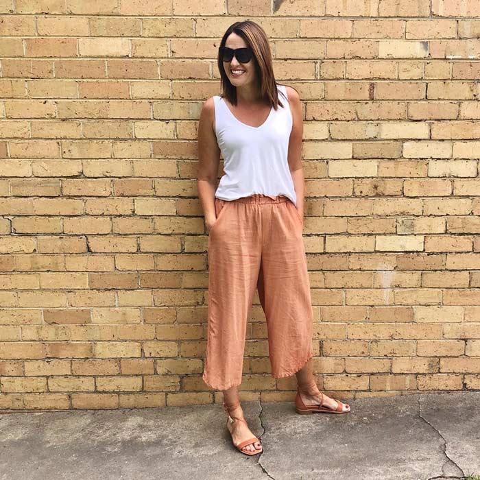 cropped pants for summer | 40plusstyle.com