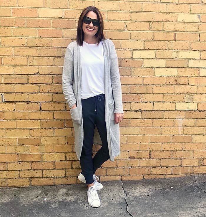 how to wear sneakers - Stan Smiths with loungewear | 40plusstyle.com