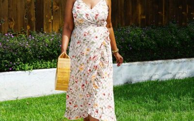 The midi dress is back and we show you the best midi dresses for women over 40 | 40plusstyle.com