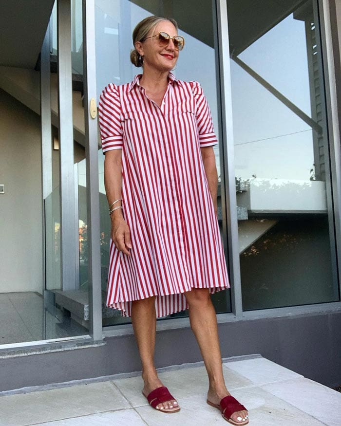wearing stripes to look taller and slimmer | 40plusstyle.com
