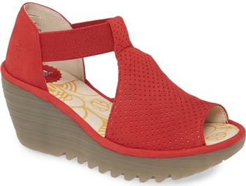 Shoes for wide feet - Fly London 'Yemo' sandal | 40plusstyle.com