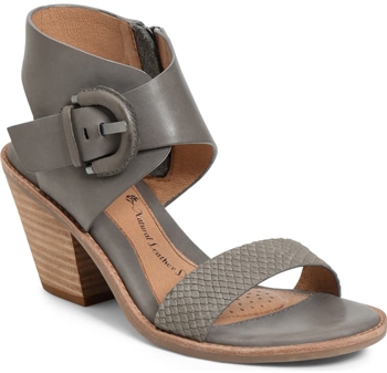 Comfortable heels - Sòfft 'Menaka' sandal | 40plusstyle.com