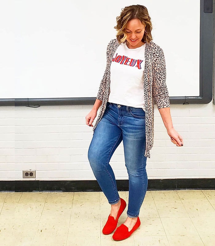 Jenny wearing red loafers and leopard print | 40plusstyle.com