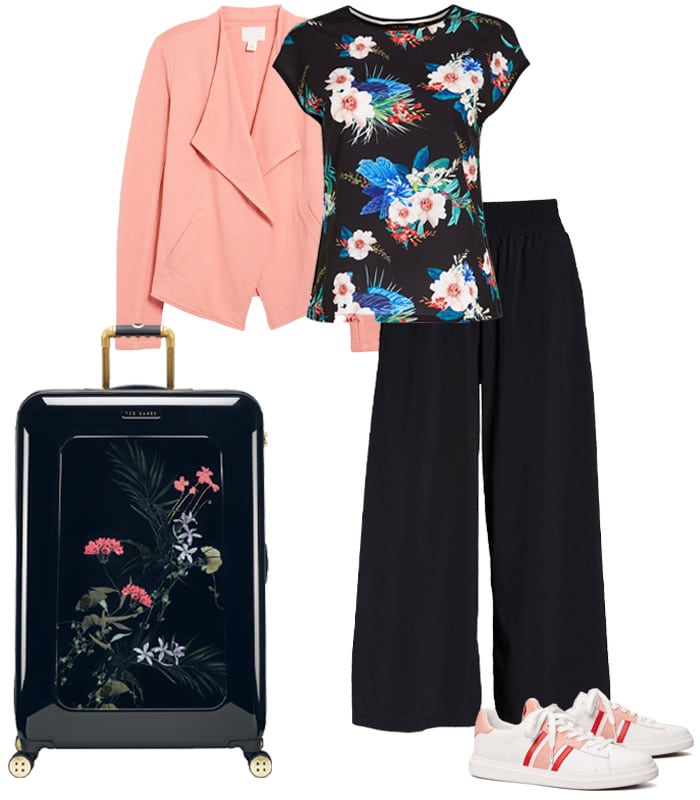 feminine stylish travel outfits | 40plusstyle.com