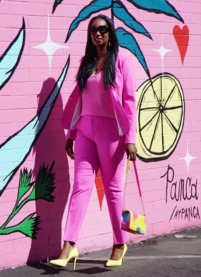 How to wear pink - Tanasha wears a pink and yellow outfit | 40plusstyle.com