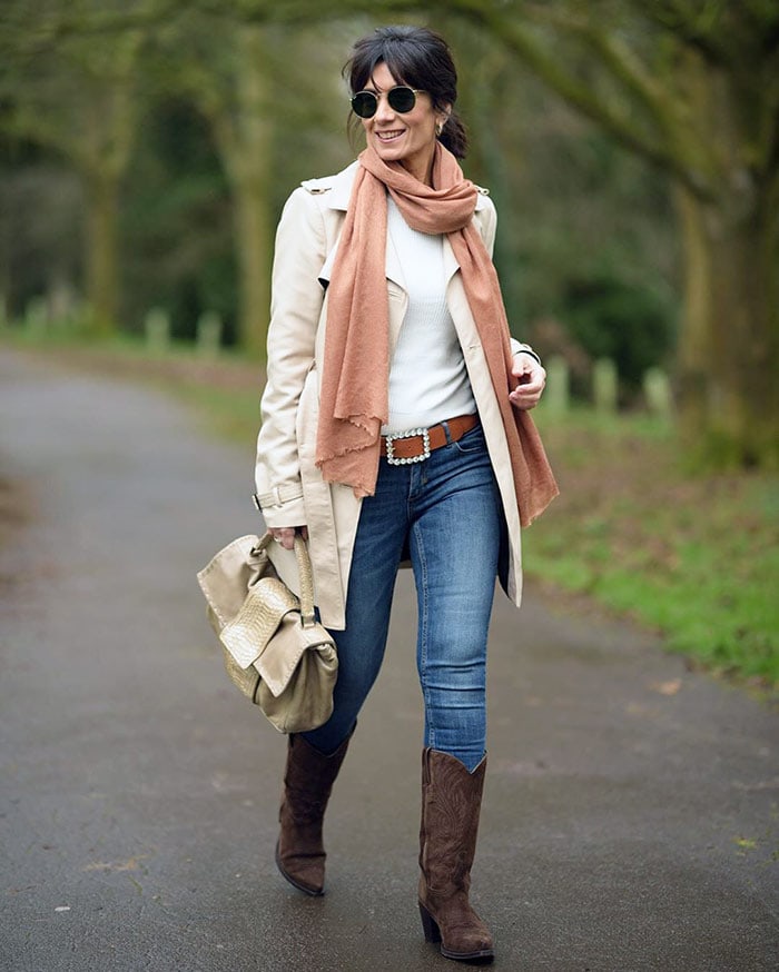 Winter wardrobe - Patricia wears skinny jeans and cowboy boots | 40plusstyle.com