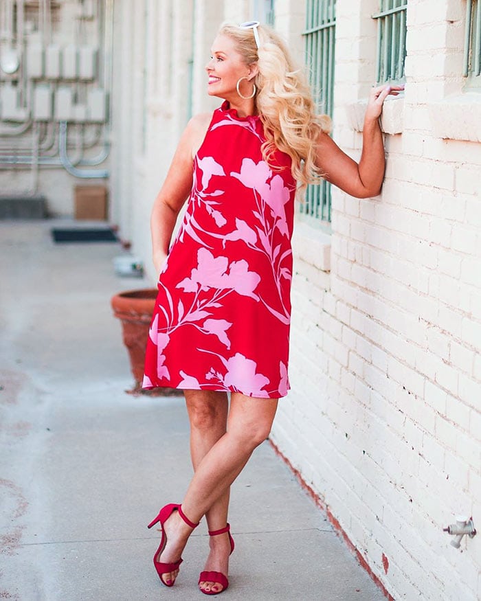 Shanna wears a red and pink dress | 40plusstyle.com