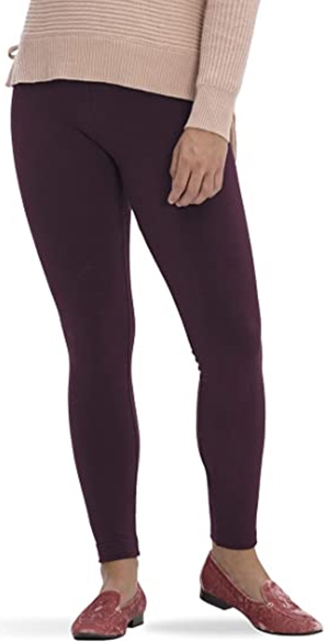 HUE leggings | 40plusstyle.com