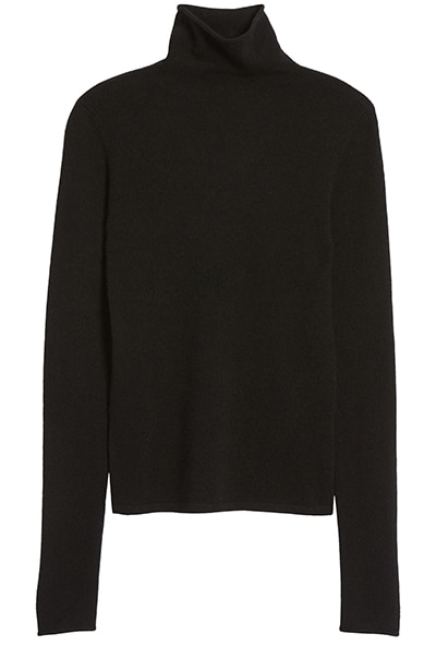 Reformation turtleneck cashmere sweater | 40plusstyle.com