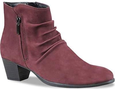 Munro water resistant bootie | 40plusstyle.com