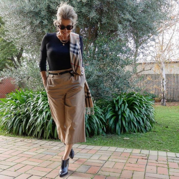 Suzie in a classic beige and black outfit | 40plusstyle.com