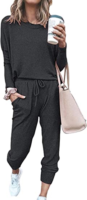 Fixmatti sweatsuit set | 40plusstyle.com