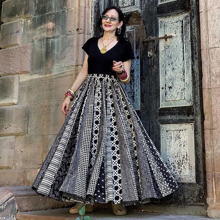 Long skirt hot sale gown