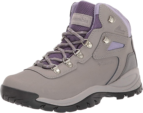 Columbia Newton Ridge Plus Hiking Boot | 40plusstyle.com