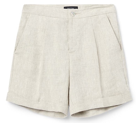 Karen Kane pleat front linen shorts | 40plusstyle.com