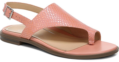 Vionic toe loop sandal | 40plusstyle.com