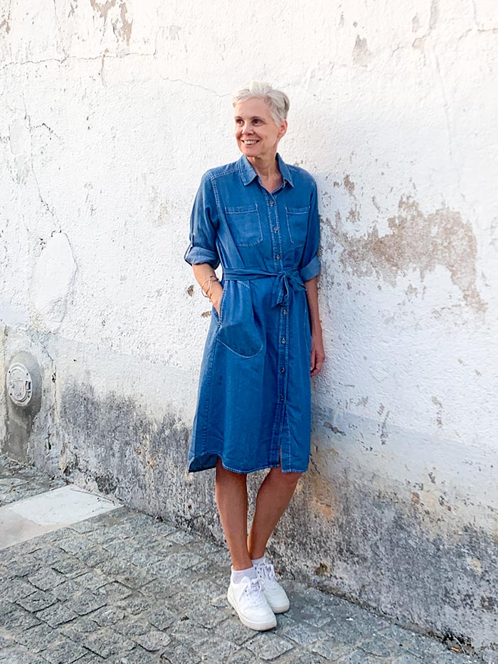 What to pack for Portugal: denim dress from Stella Carakasi | 40plusstyle.com