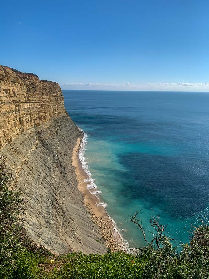 Cliff walks in the Praia da Luz area | 40plusstyle.com