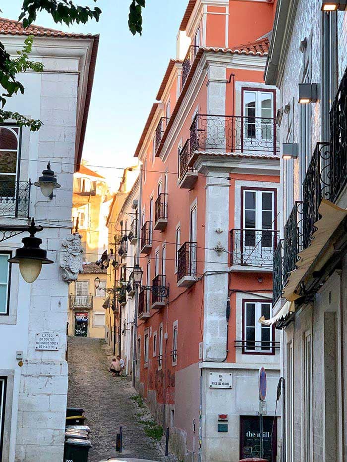 Traveling through Portugal - streets in Lisbon Portugal | 40plusstyle.com