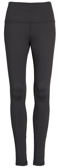 Hide your belly with the right clothes - Zella high waist leggings | 40plusstyle.com