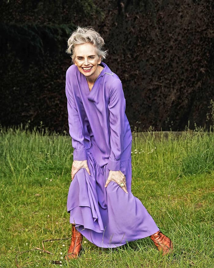 Mel wears a purple dress | 40plusstyle.com