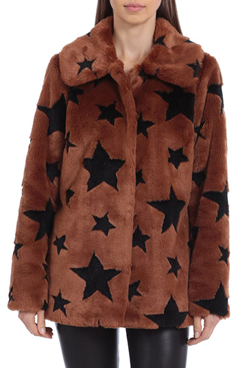 Winter going out outfits - Avec Les Filles Star Print Faux Fur Coat | 40plusstyle.com