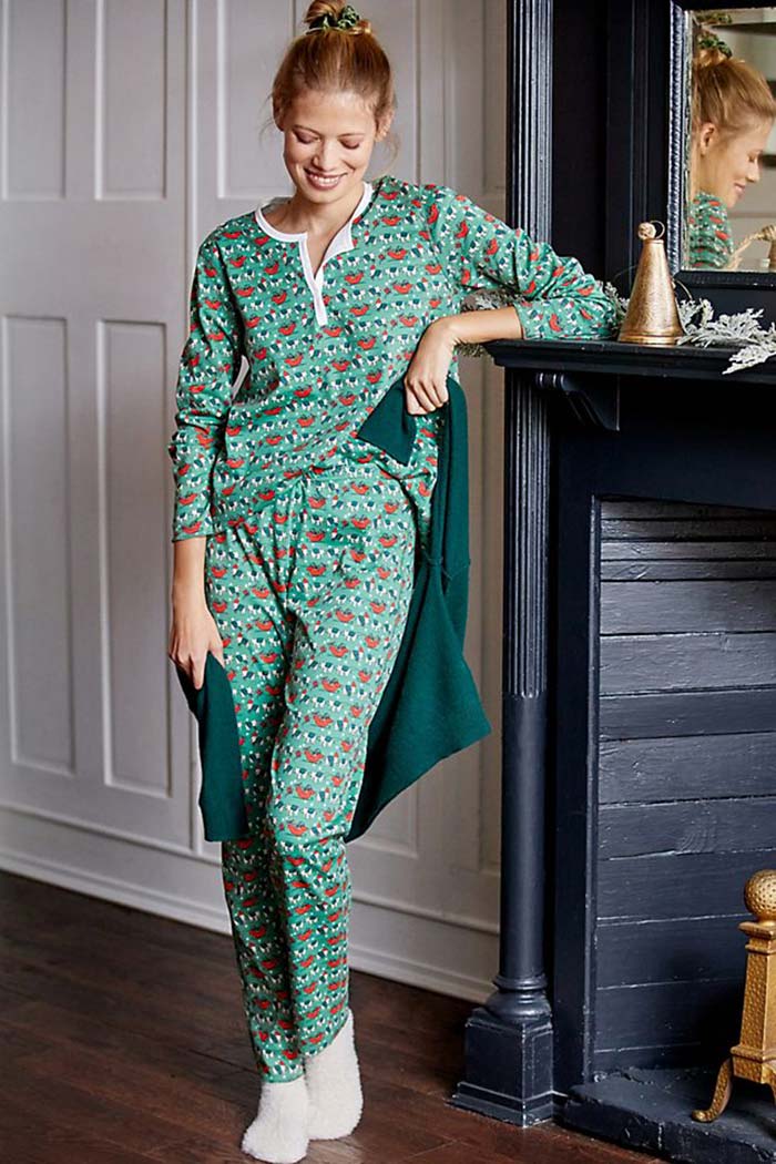 Anthropologie Roller Rabbit Holly Jolly Pajama Set | 40plusstyle.com