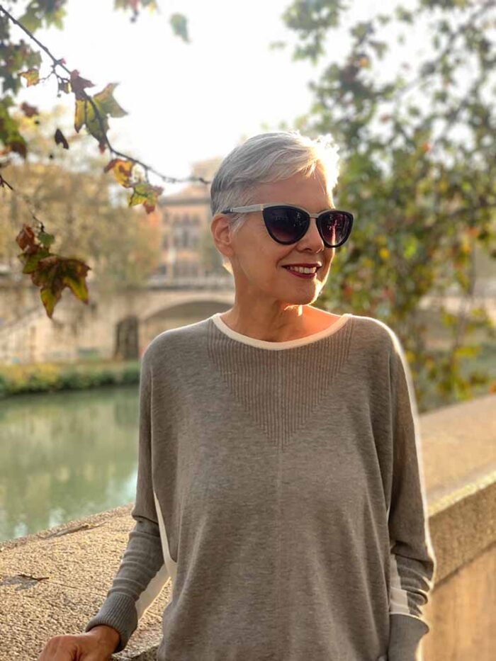 What to pack for Rome in November: a layering top | 40plusstyle.com